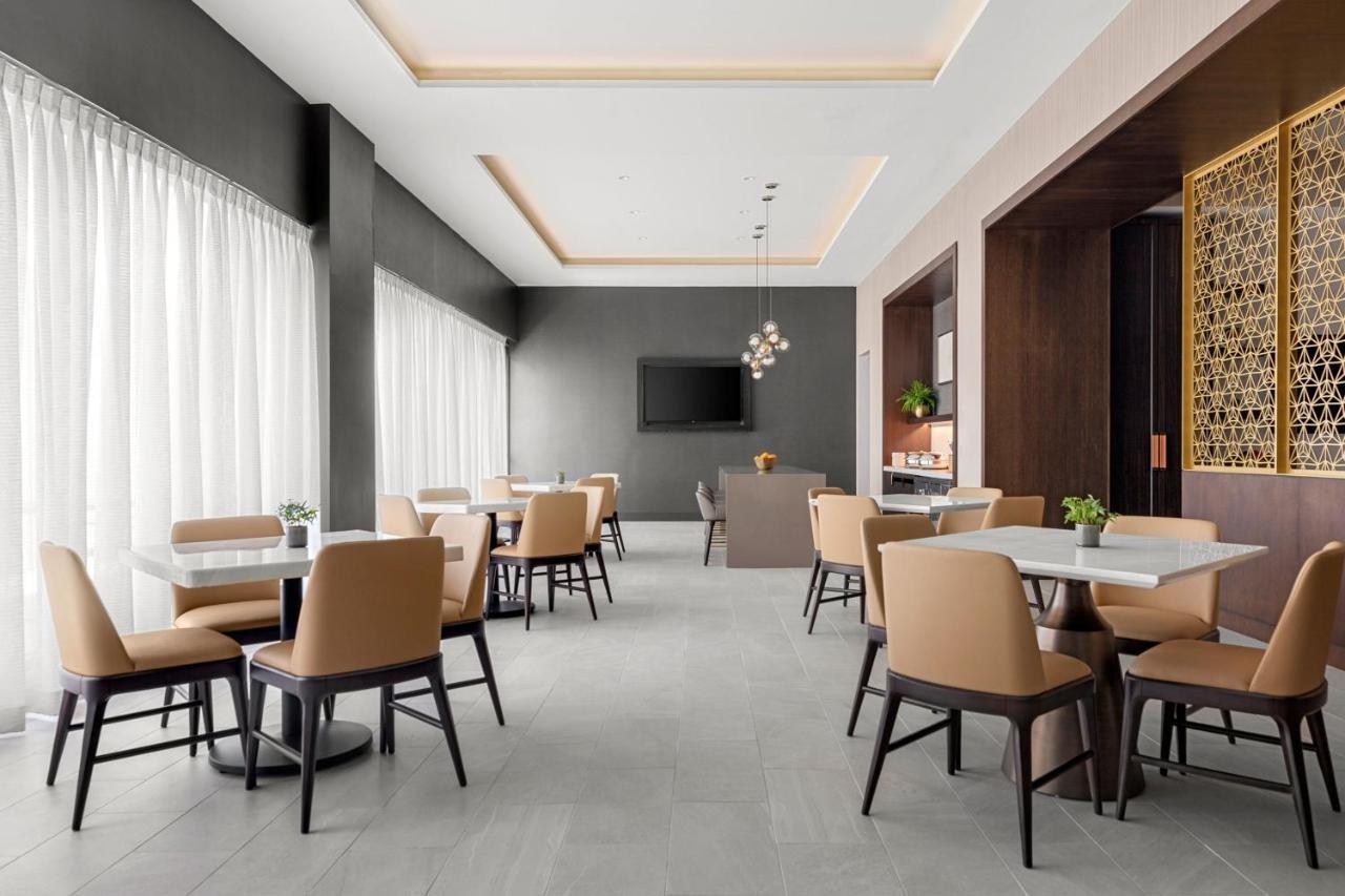 Отель Marriott San Antonio Airport Экстерьер фото